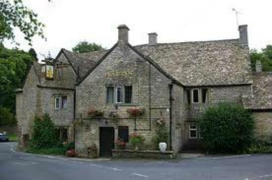 Bear Inn - Bisley Bisley  Exterior photo