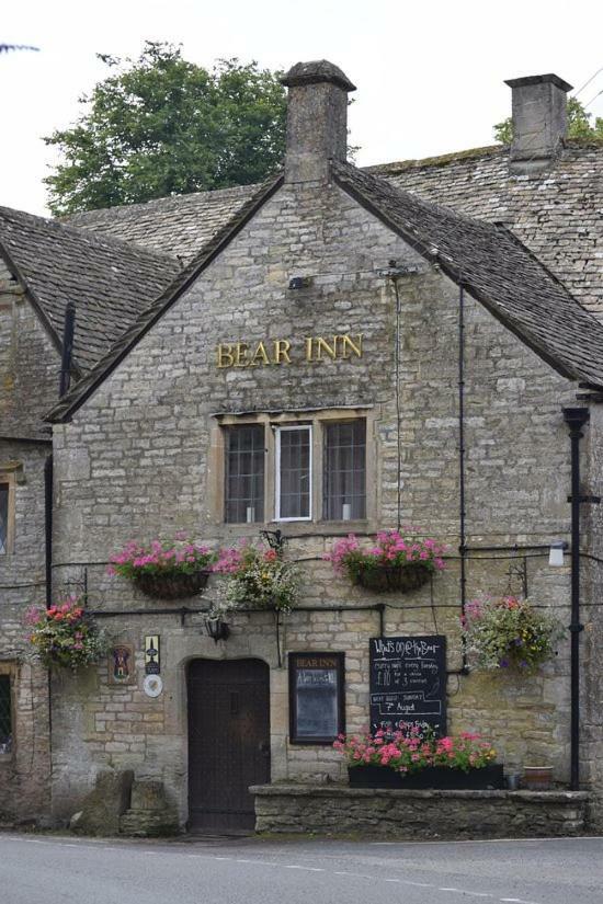 Bear Inn - Bisley Bisley  Exterior photo